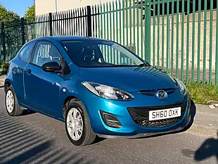 Used 2010 Mazda MAZDA2 Ts Blue - Interior and Exterior details 9