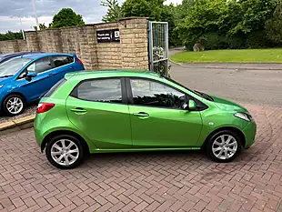 Used 2010 Mazda Mazda2 TS2 Green - Interior and Exterior details 14