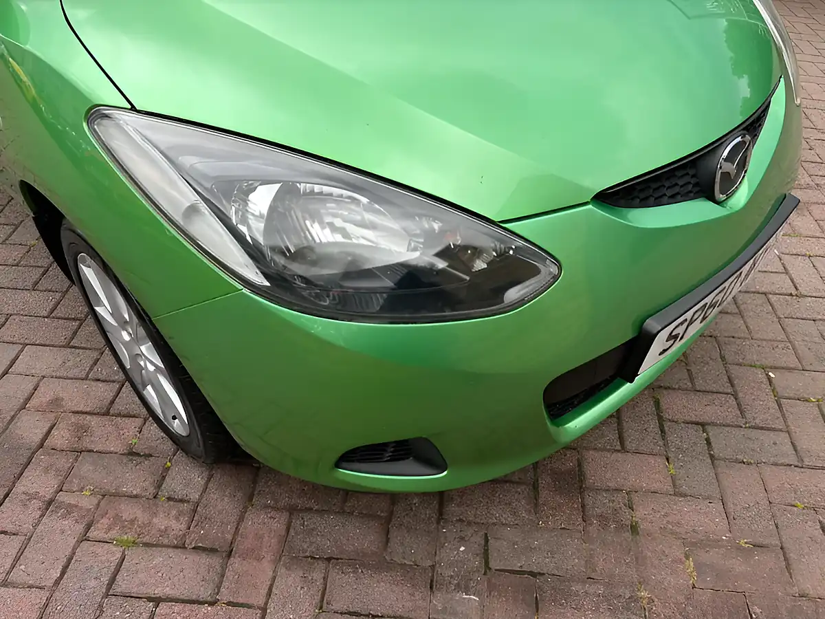 Used 2010 Mazda Mazda2 TS2 Green - Interior and Exterior details 18