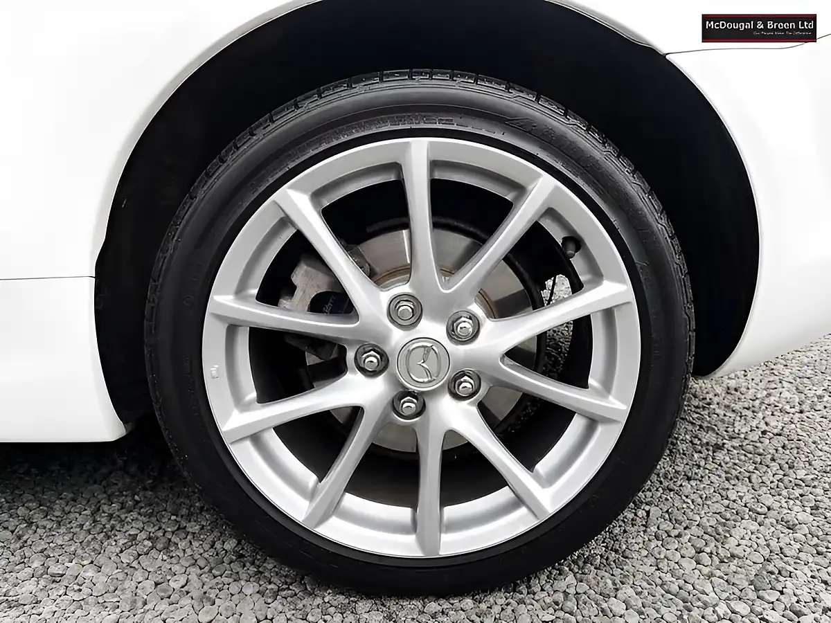 Used 2010 Mazda MX-5 20th Anniversary White - Interior and Exterior details 11