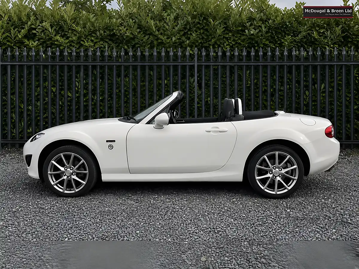Used 2010 Mazda MX-5 20th Anniversary White - Interior and Exterior details 3