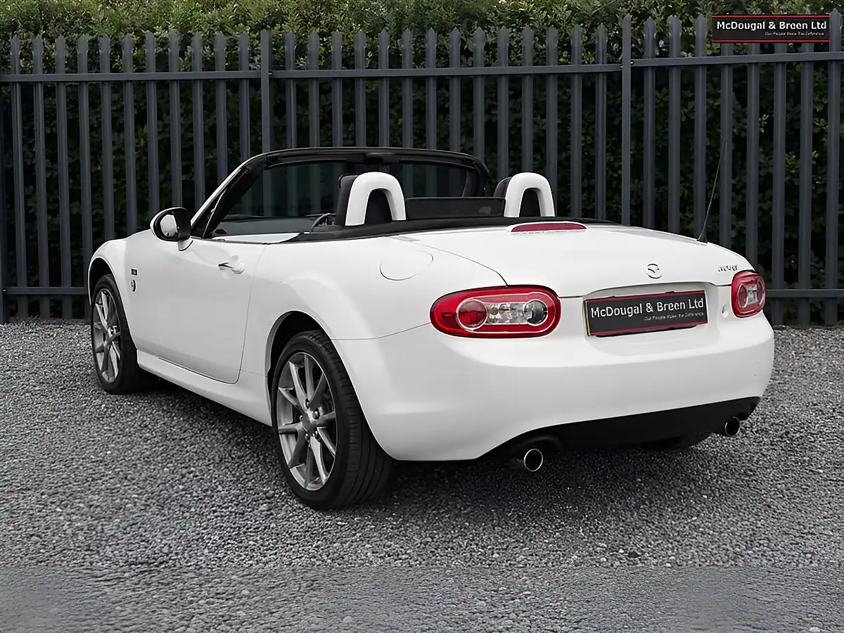 Used 2010 Mazda MX-5 20th Anniversary White - Interior and Exterior details 4
