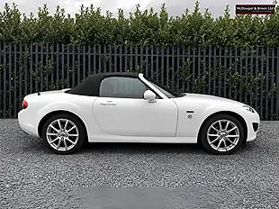 Used 2010 Mazda MX-5 20th Anniversary White - Interior and Exterior details 8