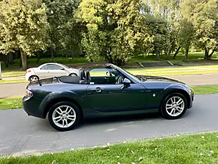 Used 2010 Mazda MX-5 Se Grey - Interior and Exterior details 8