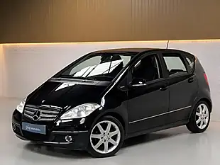 Used 2010 Mercedes-Benz a-Class Avantgarde Se Cosmos Black - Interior and Exterior details 11