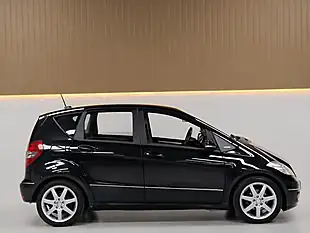 Used 2010 Mercedes-Benz a-Class Avantgarde Se Cosmos Black - Interior and Exterior details 8