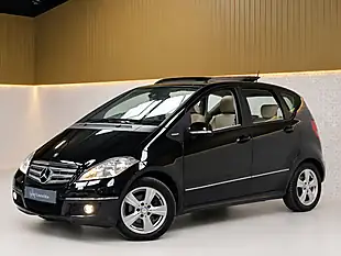 Used 2010 Mercedes-Benz a-Class Avantgarde Se Kosmos Black - Interior and Exterior details 11