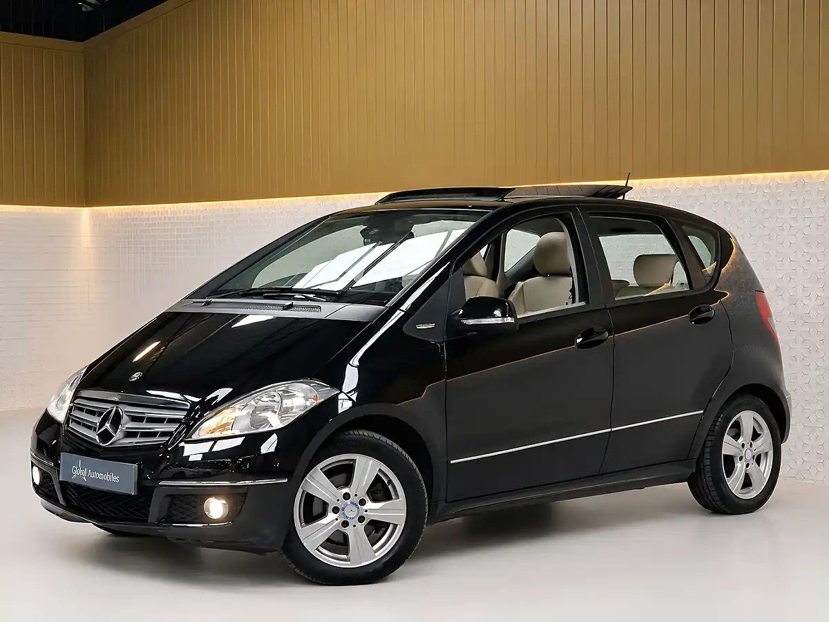 Used 2010 Mercedes-Benz a-Class Avantgarde Se Kosmos Black - Interior and Exterior details 11