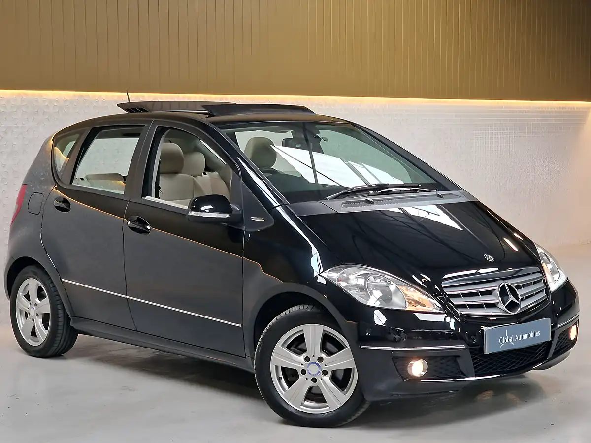 Used 2010 Mercedes-Benz a-Class Avantgarde Se Kosmos Black - Interior and Exterior details 13