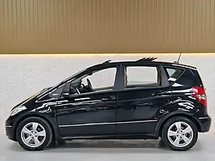 Used 2010 Mercedes-Benz a-Class Avantgarde Se Kosmos Black - Interior and Exterior details 16