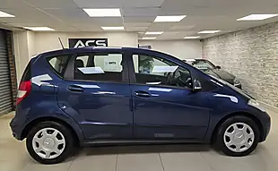 Used 2010 Mercedes-Benz a Class Classic Se Blue - Interior and Exterior details 12
