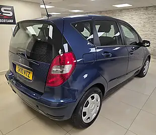 Used 2010 Mercedes-Benz a Class Classic Se Blue - Interior and Exterior details 3