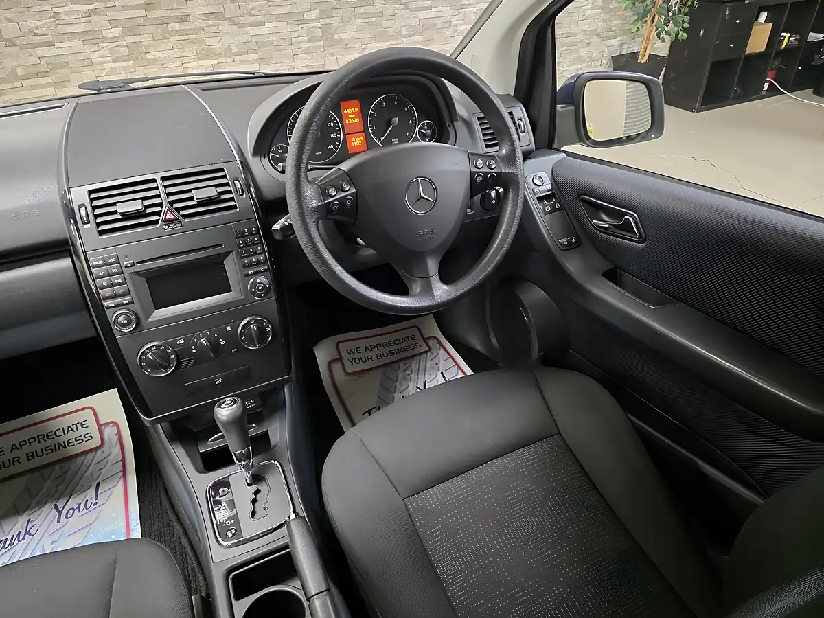 Used 2010 Mercedes-Benz a Class Classic Se Blue - Interior and Exterior details 8