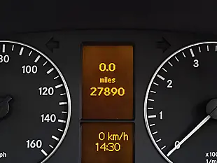 Used 2010 Mercedes-Benz a Class Classic Se Kosmos Black - Interior and Exterior details 4