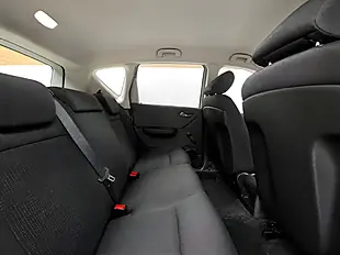 Used 2010 Mercedes-Benz a Class Classic Se Polar Silver - Interior and Exterior details 14