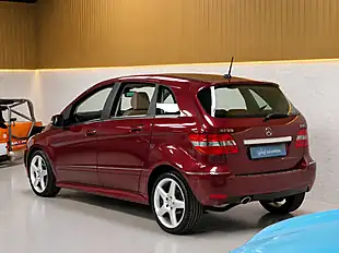 Used 2010 Mercedes-Benz B-Class Sport Saturn Red Metallic - Interior and Exterior details 10