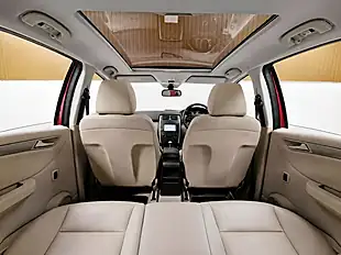 Used 2010 Mercedes-Benz B-Class Sport Saturn Red Metallic - Interior and Exterior details 20