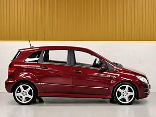 Used 2010 Mercedes-Benz B-Class Sport Saturn Red Metallic - Interior and Exterior details 8