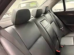 Used 2010 Mercedes-Benz C Class Elegance Silver - Interior and Exterior details 15