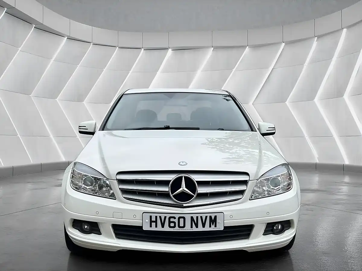 Used 2010 Mercedes-Benz C Class Executive Se White - Interior and Exterior details 2