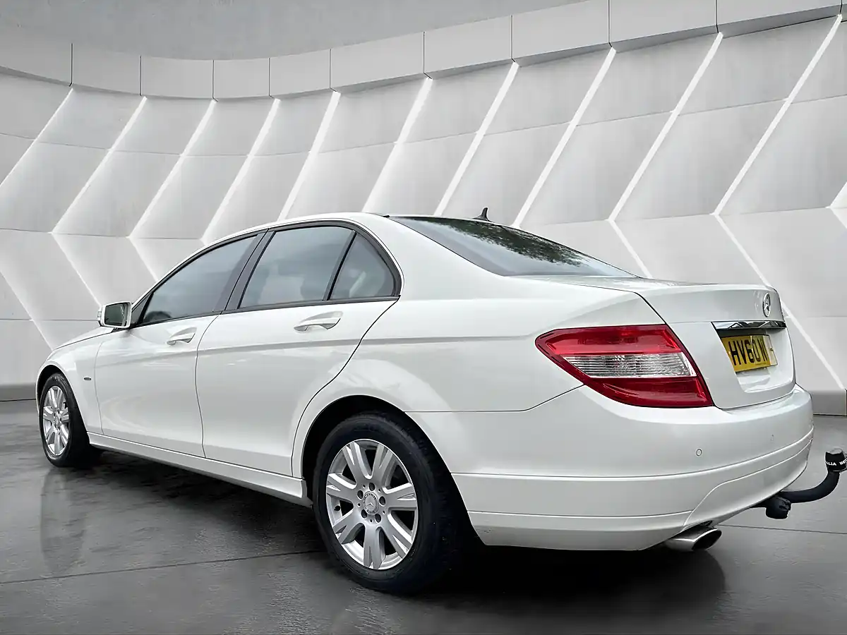Used 2010 Mercedes-Benz C Class Executive Se White - Interior and Exterior details 9