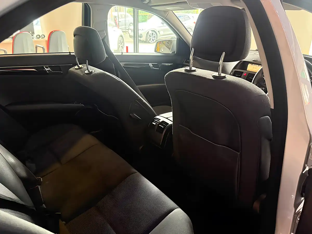 Used 2010 Mercedes-Benz C Class Se Silver - Interior and Exterior details 13