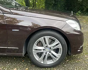 Used 2010 Mercedes-Benz E Class Avantgarde Brown - Interior and Exterior details 14