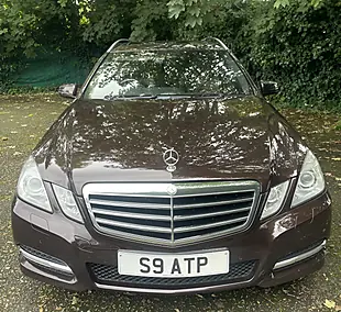 Used 2010 Mercedes-Benz E Class Avantgarde Brown - Interior and Exterior details 5