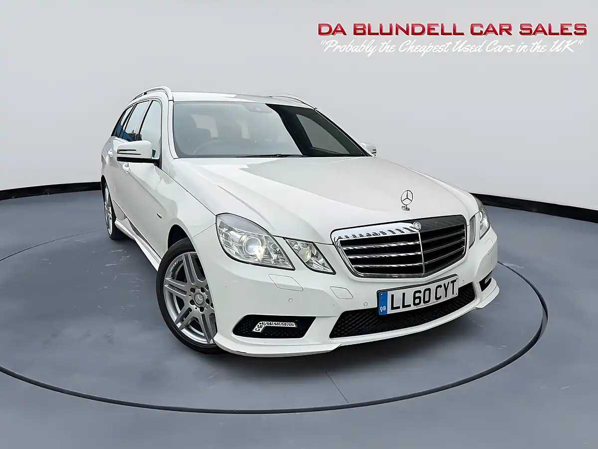 Used 2010 Mercedes-Benz E Class Sport Estate White - Interior and Exterior details 13