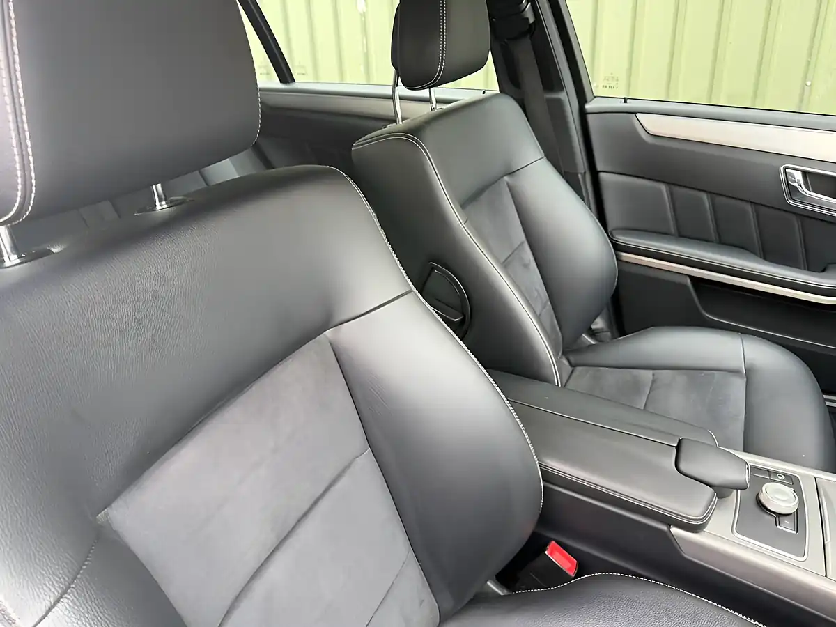 Used 2010 Mercedes-Benz E Class Sport Estate White - Interior and Exterior details 5
