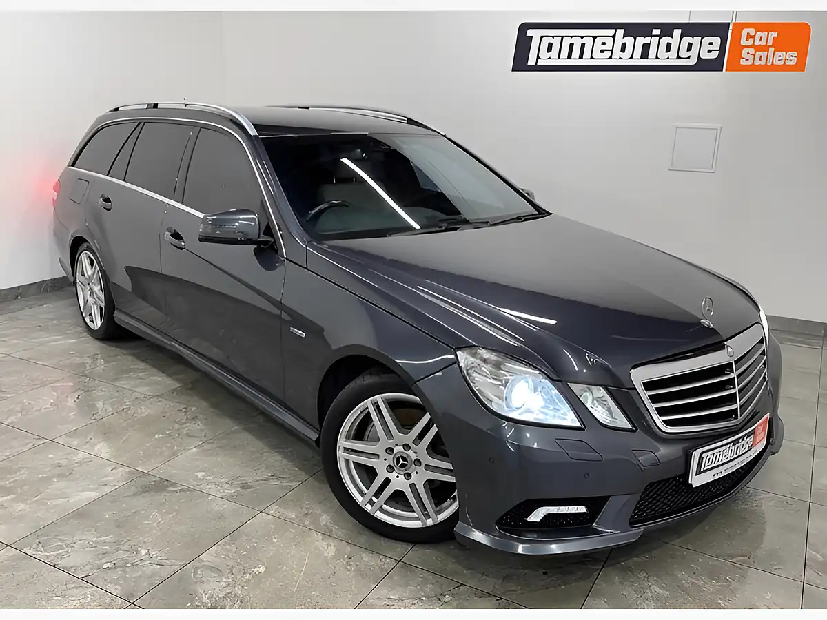 Used 2010 Mercedes-Benz E Class Sport Grey - Front View