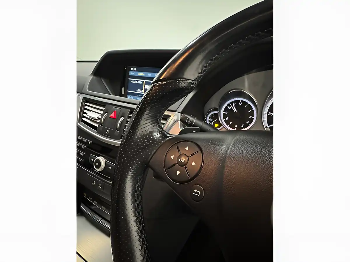 Used 2010 Mercedes-Benz E Class Sport Grey - Interior and Exterior details 20
