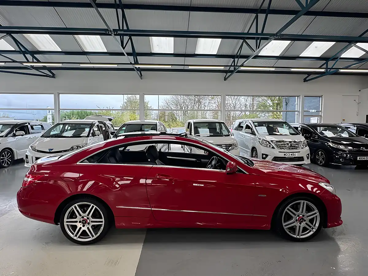 Used 2010 Mercedes-Benz E Class Sport Red - Interior and Exterior details 2