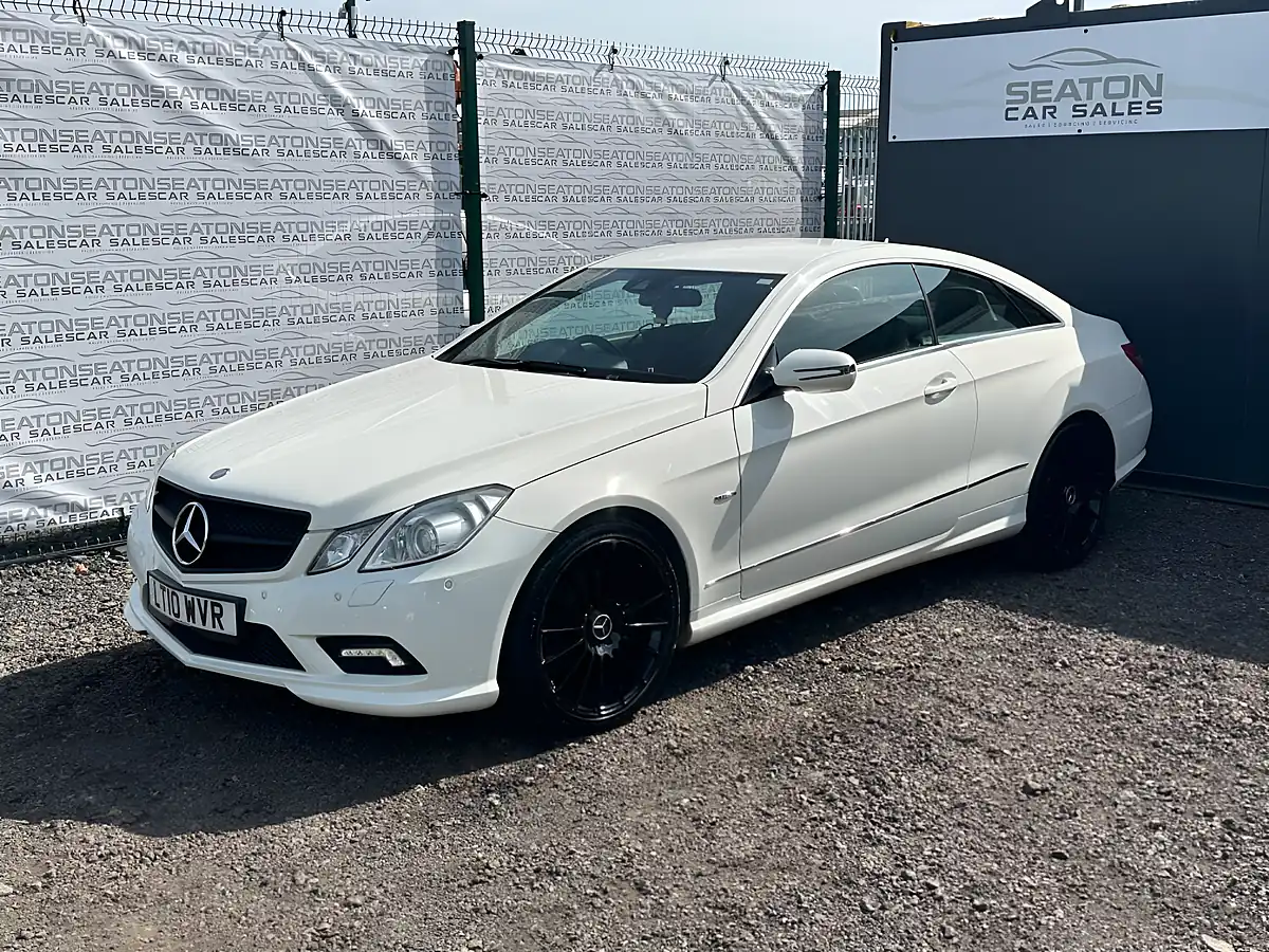 Used 2010 Mercedes-Benz E Class Sport White - Interior and Exterior details 3