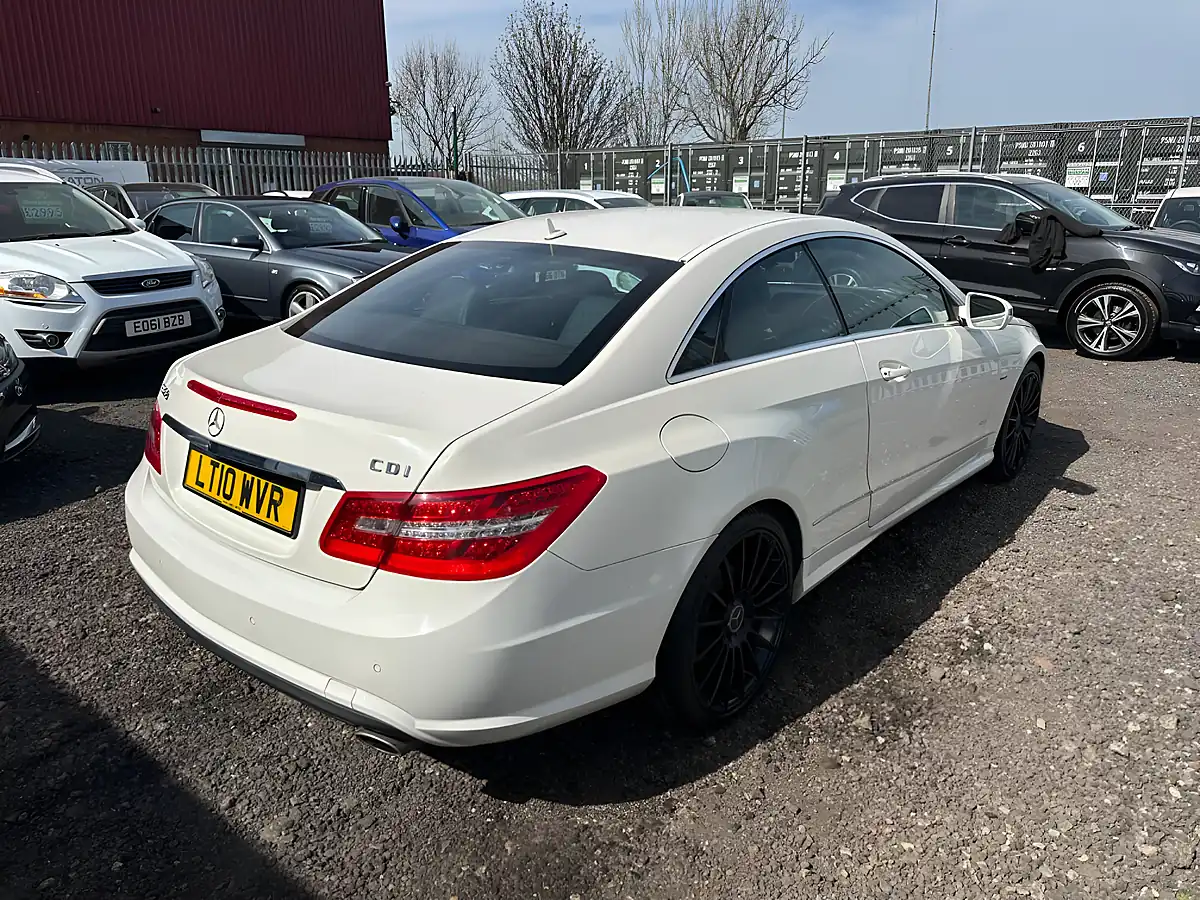 Used 2010 Mercedes-Benz E Class Sport White - Interior and Exterior details 9