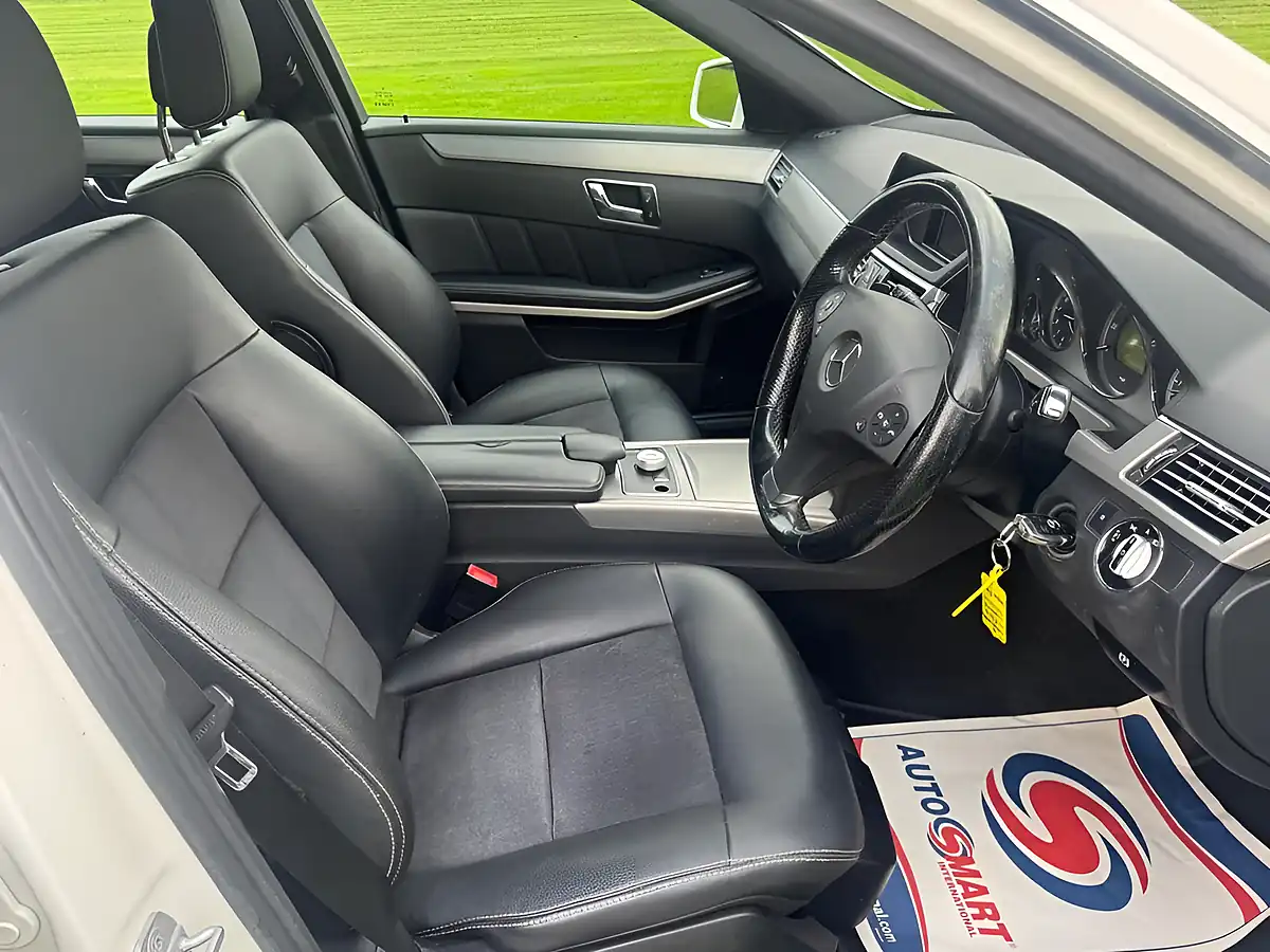 Used 2010 Mercedes-Benz E Class Sport White - Interior and Exterior details 9
