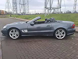 Used 2010 Mercedes-Benz Sl Grey - Interior and Exterior details 6