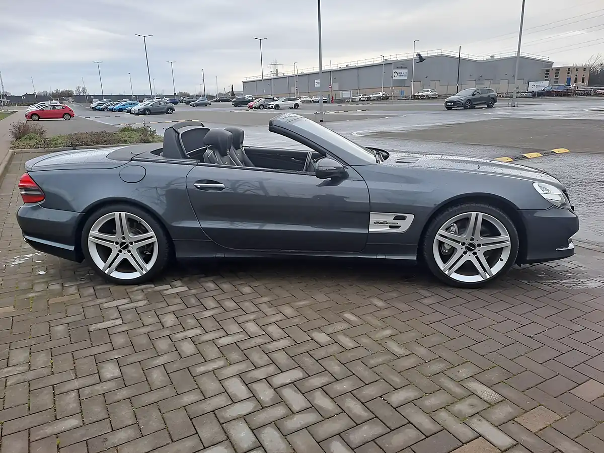 Used 2010 Mercedes-Benz Sl Grey - Interior and Exterior details 7