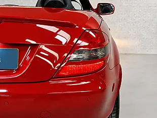Used 2010 Mercedes-Benz Slk 200 Fire Opal Red - Interior and Exterior details 17
