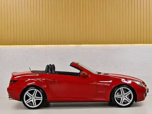 Used 2010 Mercedes-Benz Slk 200 Fire Opal Red - Interior and Exterior details 7