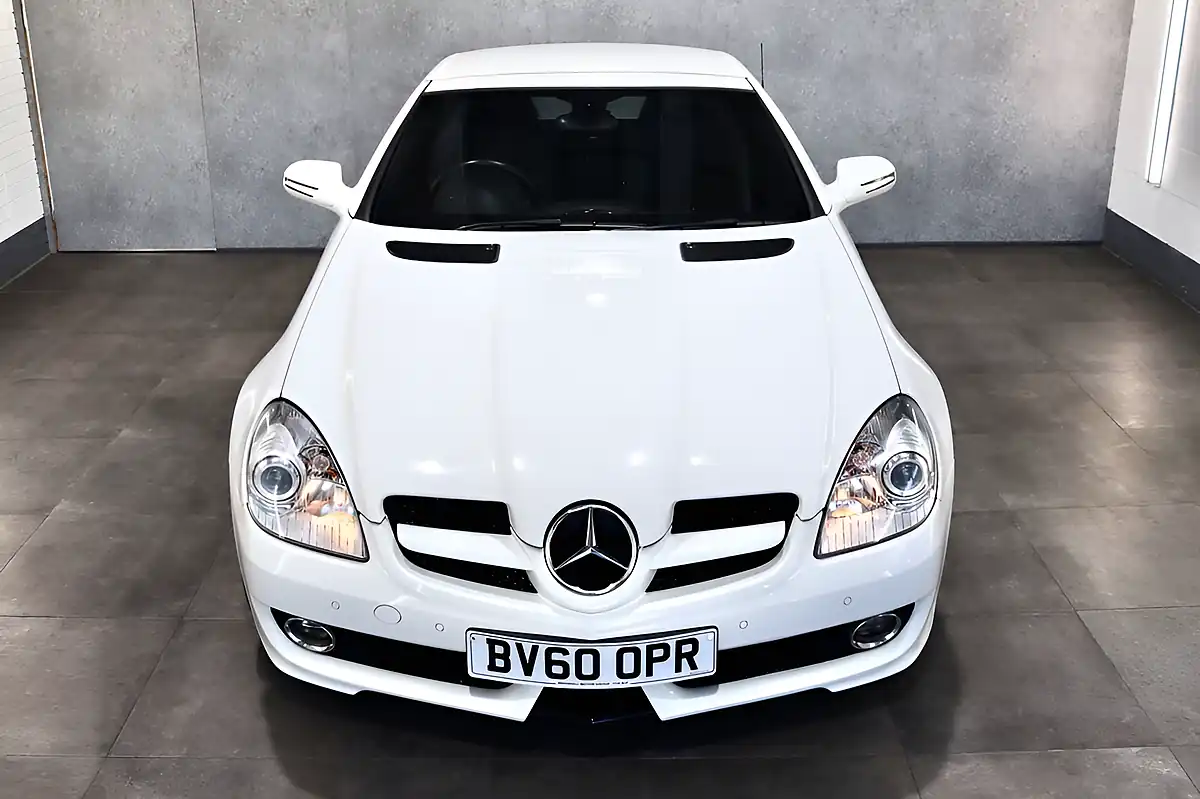 Used 2010 Mercedes-Benz Slk Convertible White - Interior and Exterior details 15