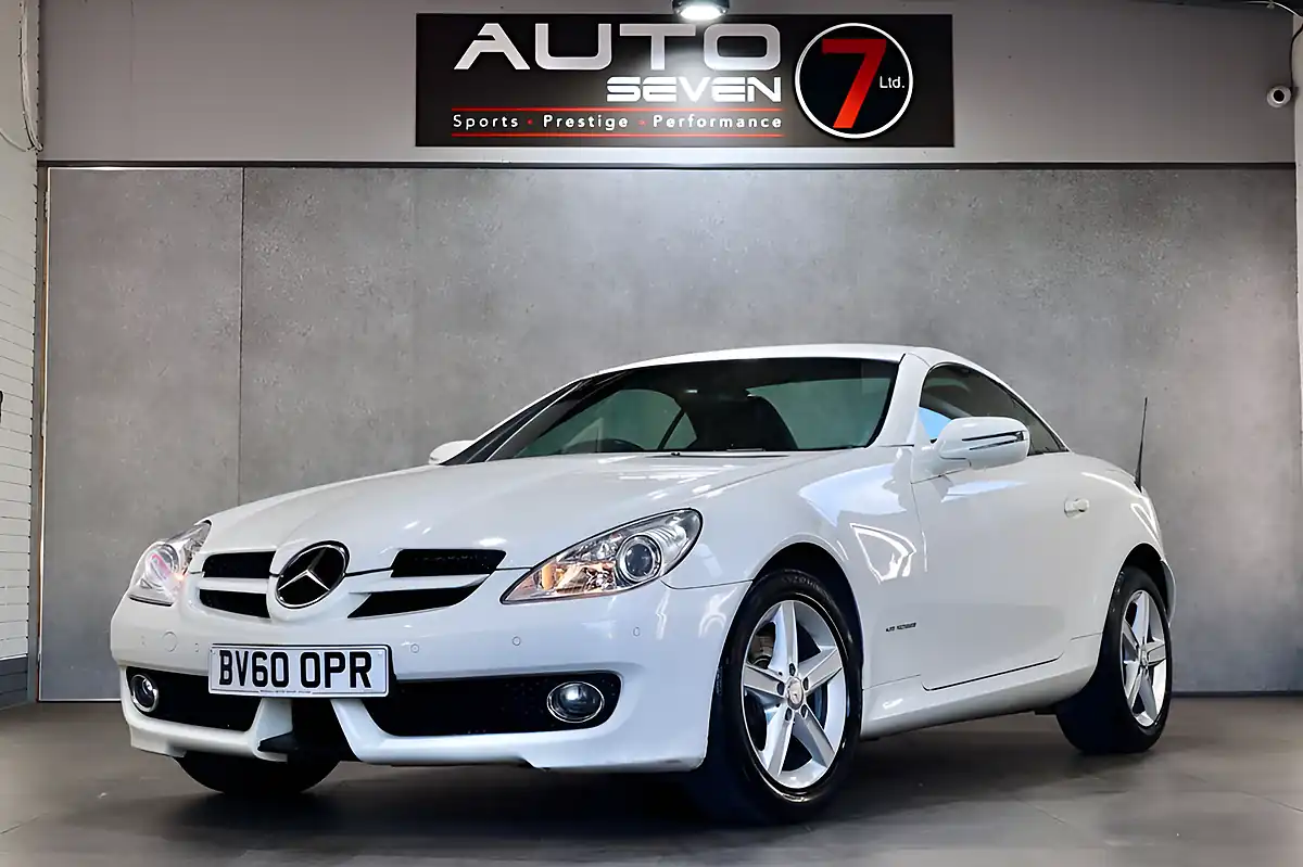 Used 2010 Mercedes-Benz Slk Convertible White - Interior and Exterior details 17