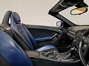 Used 2010 Mercedes-Benz Slk Designo Designo Mauritius Blue - Interior and Exterior details 18