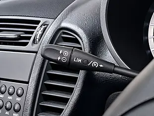Used 2010 Mercedes-Benz Slk Designo Designo Mauritius Blue - Interior and Exterior details 20