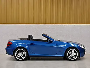 Used 2010 Mercedes-Benz Slk Designo Designo Mauritius Blue - Interior and Exterior details 7