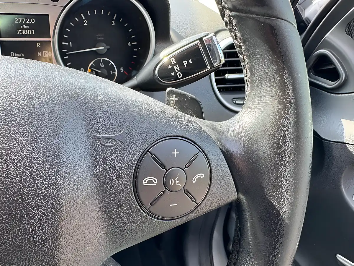 Used 2010 Mercedes ML350 Sport Silver - Interior and Exterior details 17