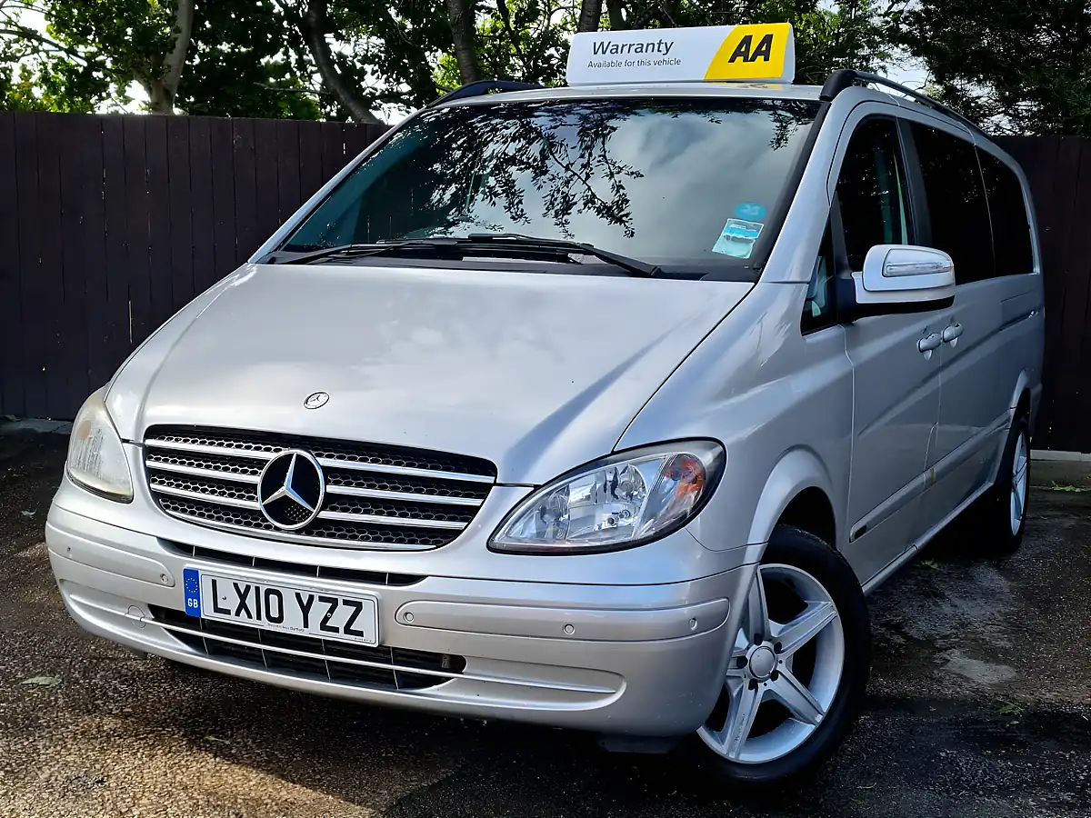 Used 2010 Mercedes Viano Ambiente Silver - Interior and Exterior details 3
