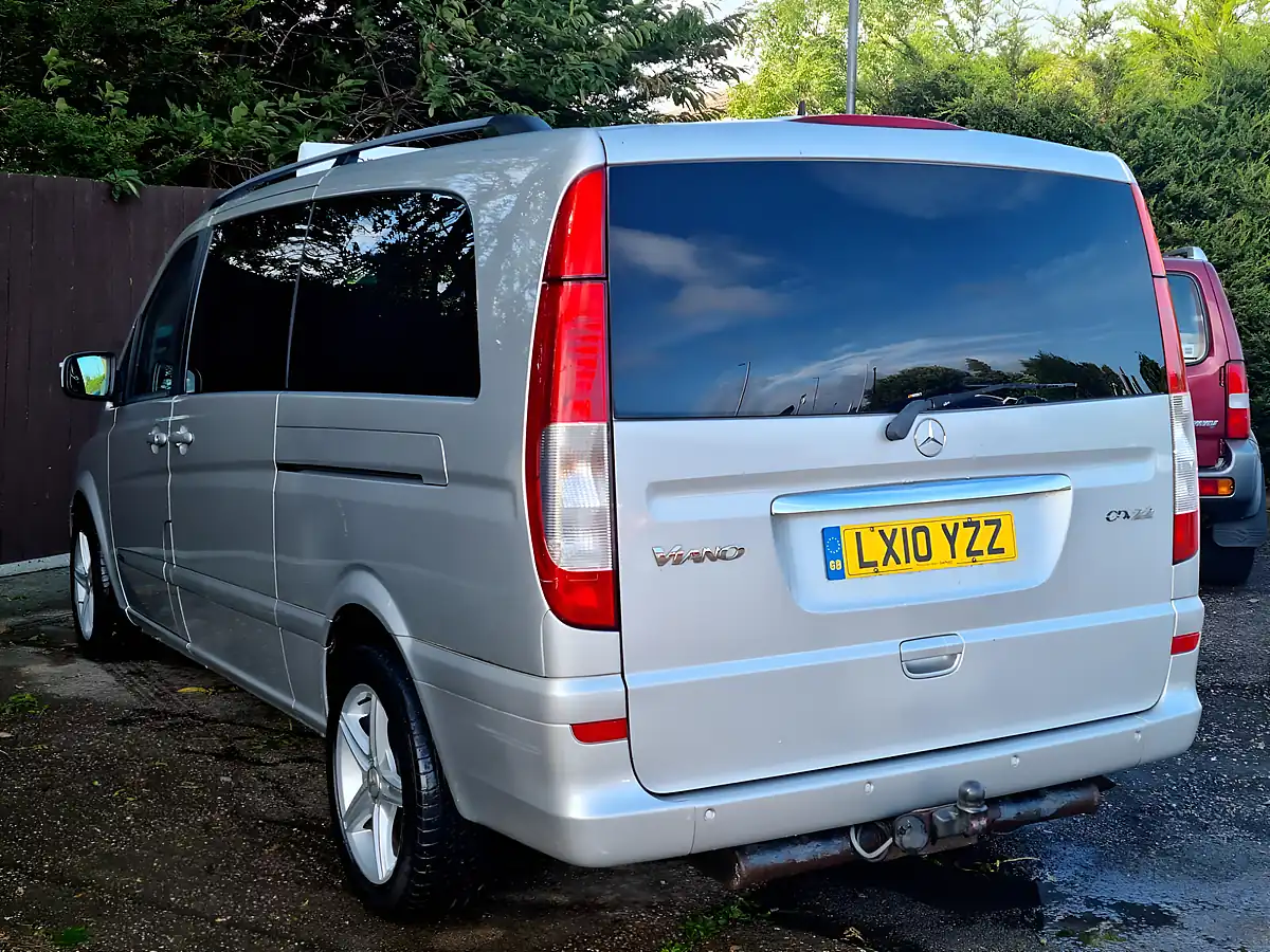 Used 2010 Mercedes Viano Ambiente Silver - Interior and Exterior details 5