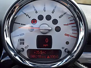 Used 2010 MINI Convertible Cooper S Black - Interior and Exterior details 10