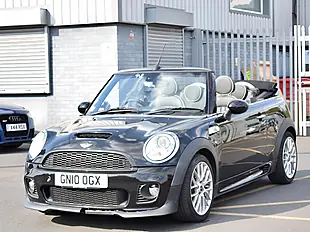 Used 2010 MINI Convertible Cooper S Black - Interior and Exterior details 15